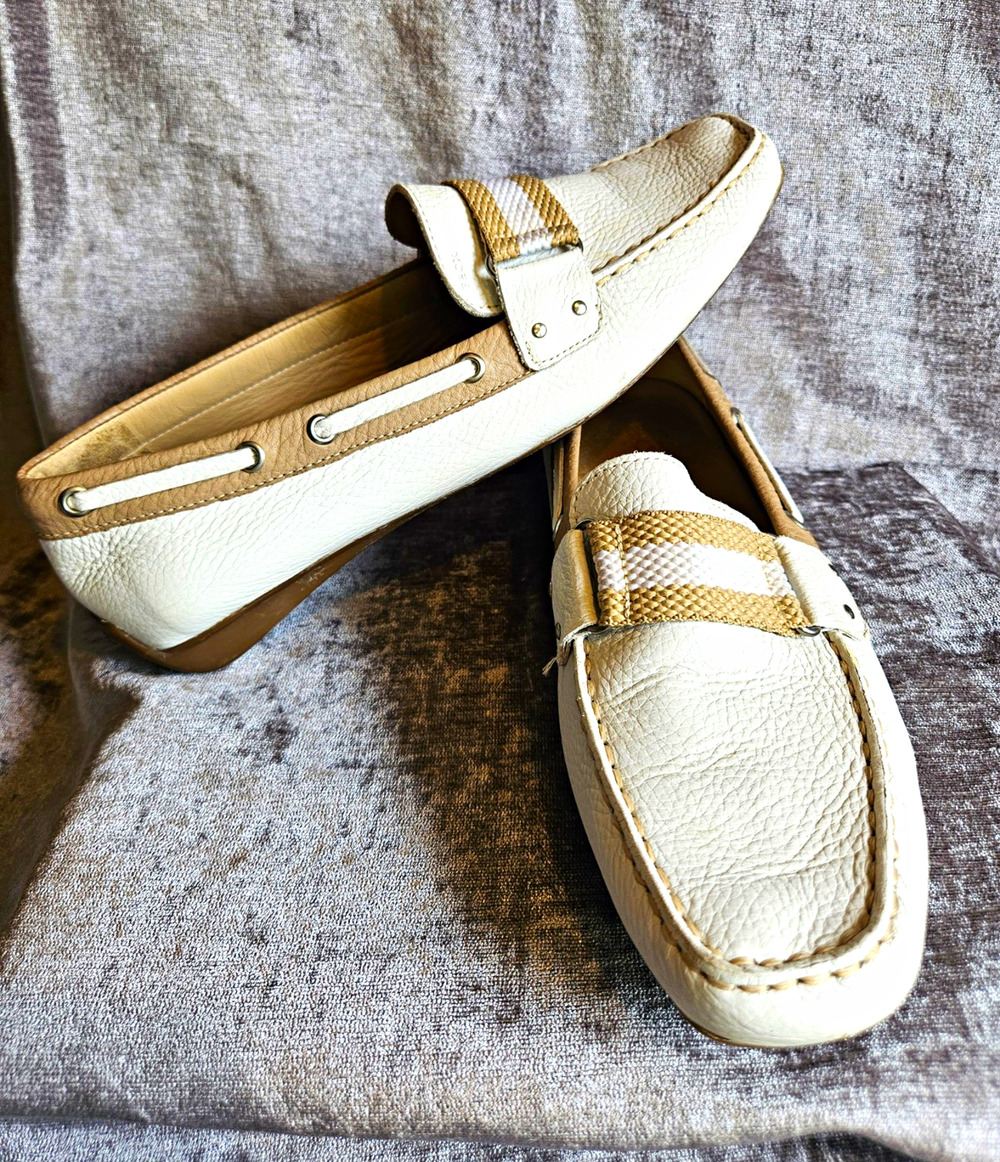 Geox Women's Tan/White Leather Upper Slip On Loafers EU 41 US 8